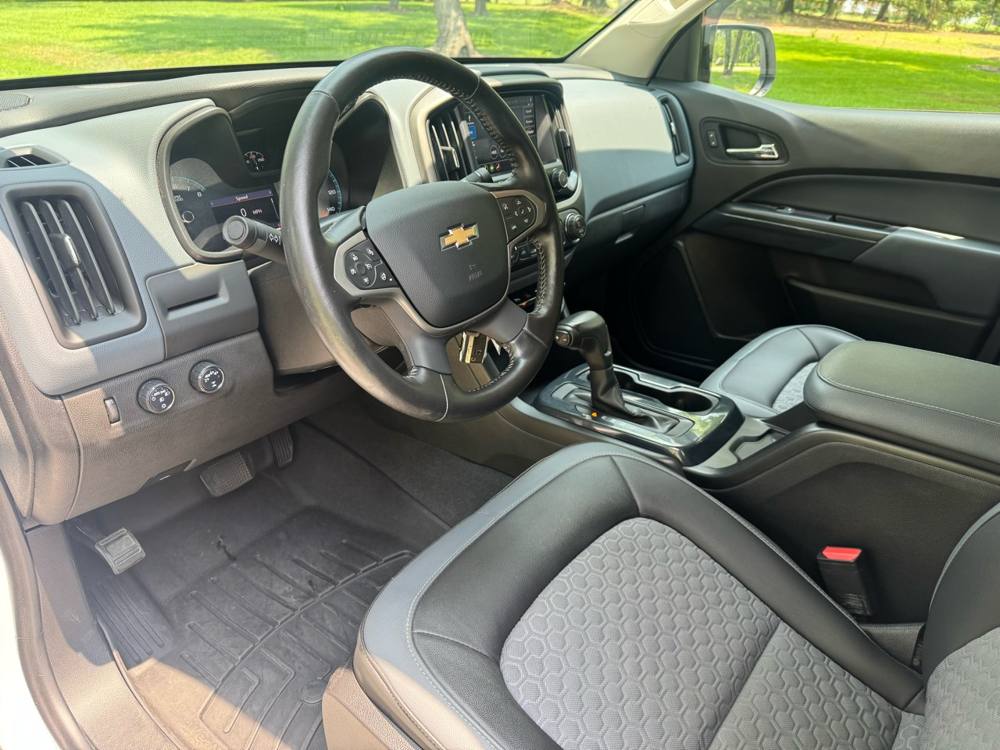 2021 Chevrolet Colorado — photo 16 of 38