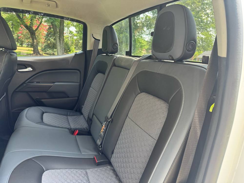 2021 Chevrolet Colorado — photo 19 of 38