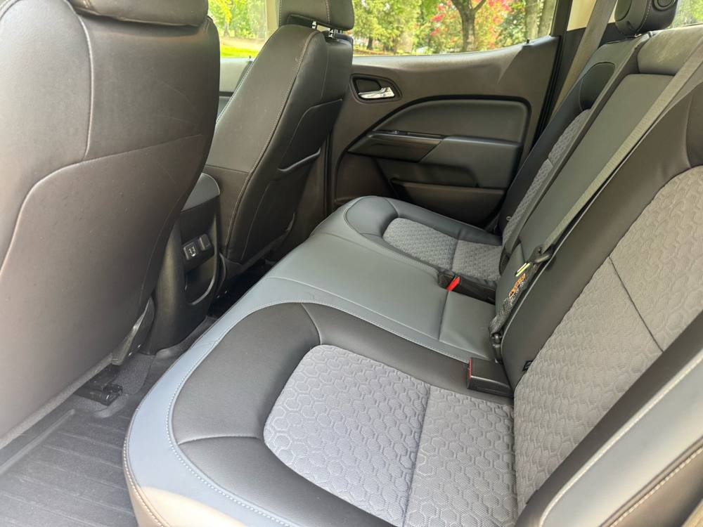 2021 Chevrolet Colorado — photo 20 of 38