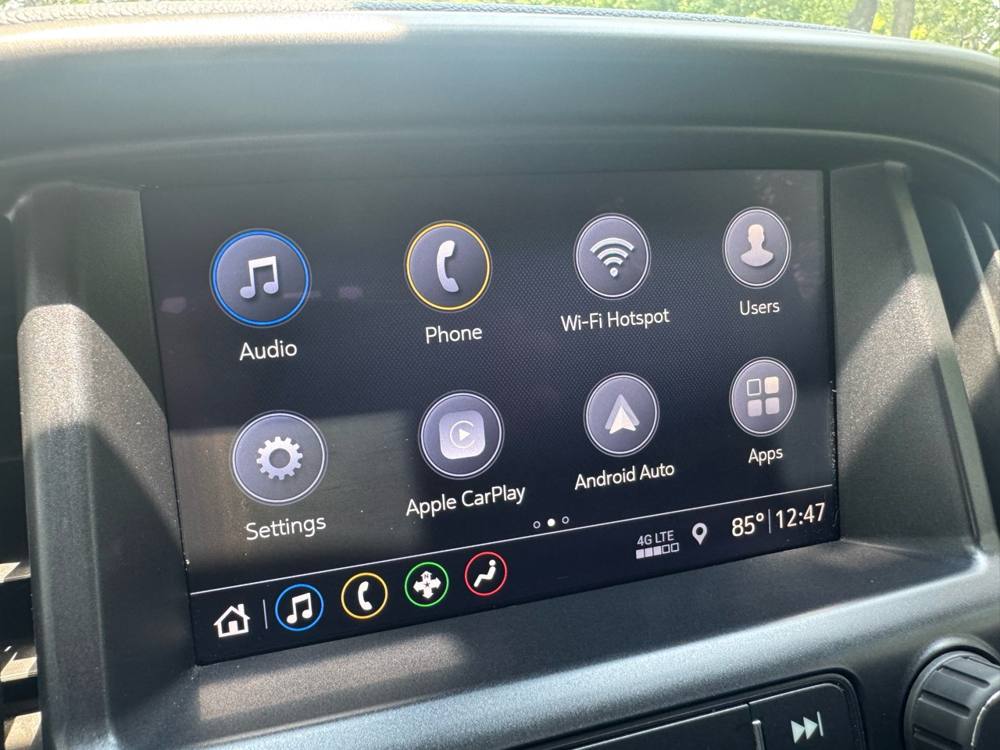 2021 Chevrolet Colorado — photo 30 of 38