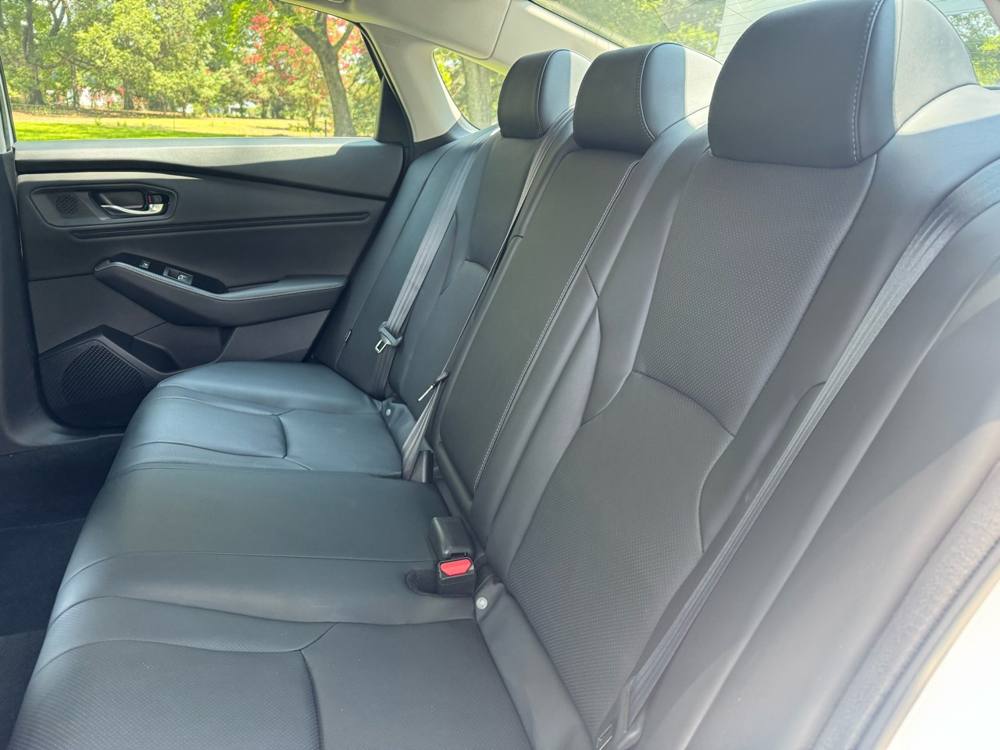 2023 Honda Accord Hybrid — photo 17 of 41