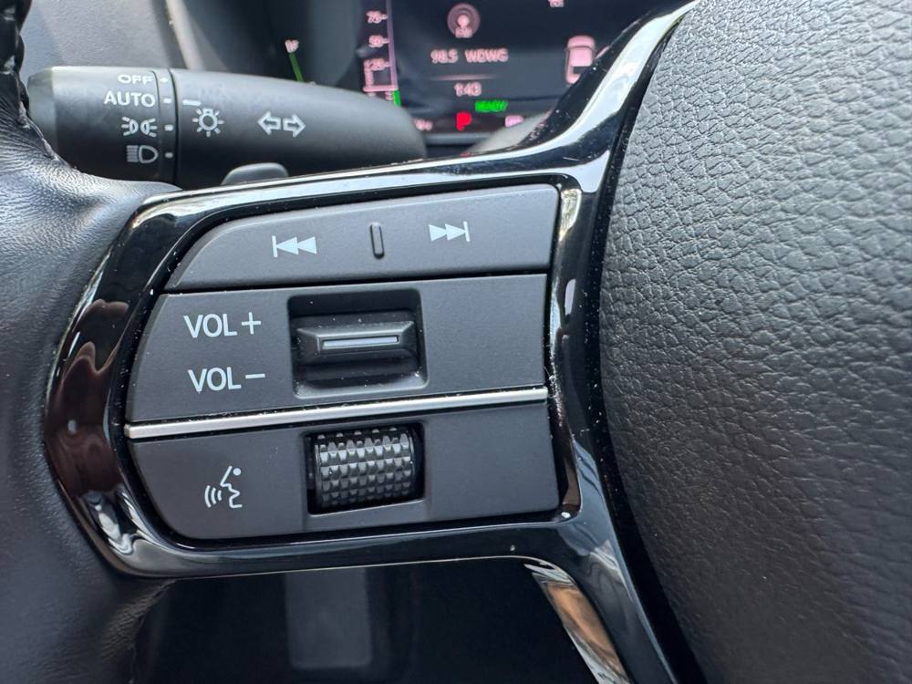 2023 Honda Accord Hybrid — photo 24 of 41