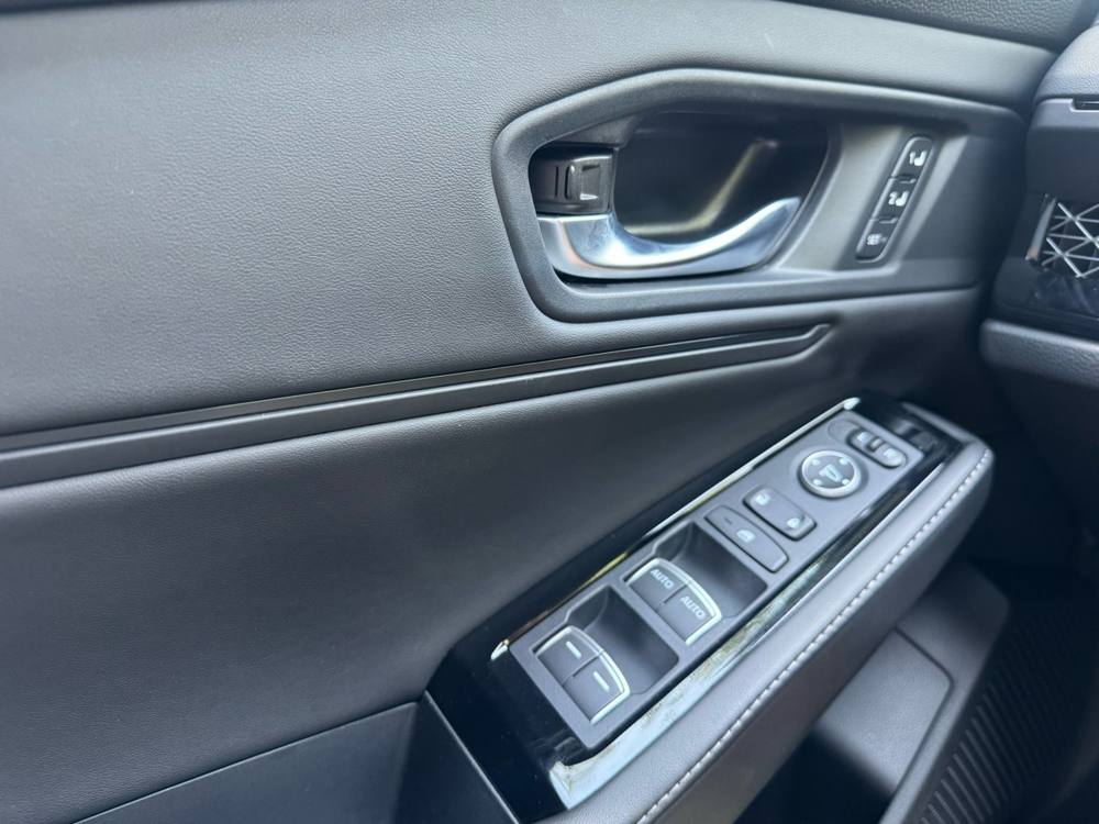 2023 Honda Accord Hybrid — photo 29 of 41