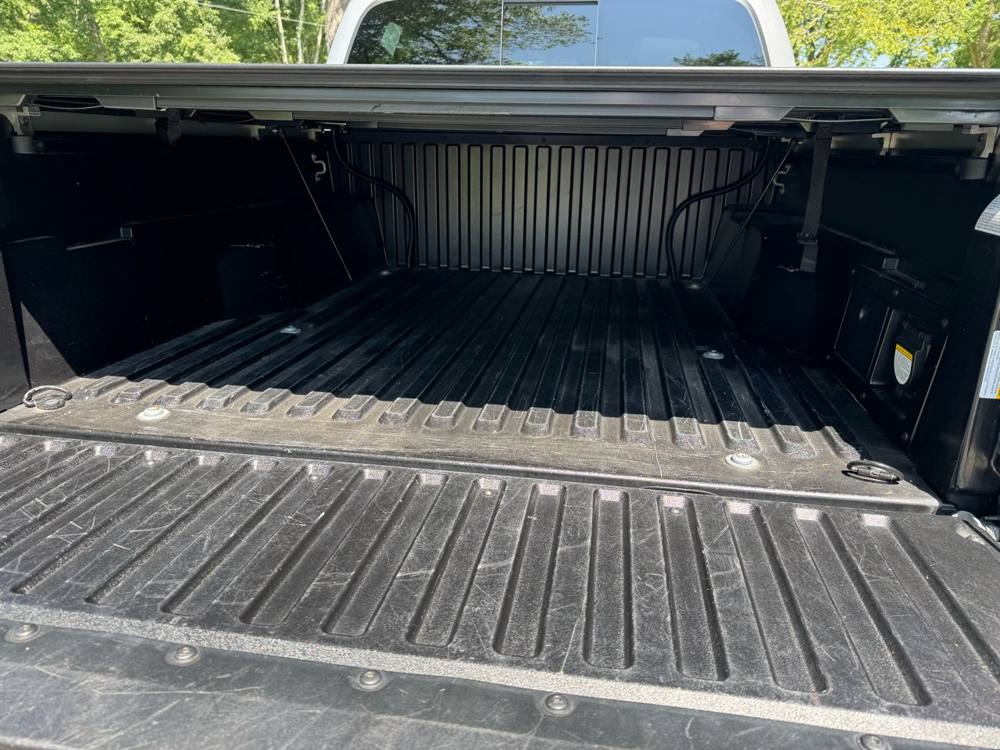 2020 Toyota Tacoma 4WD — photo 15 of 44