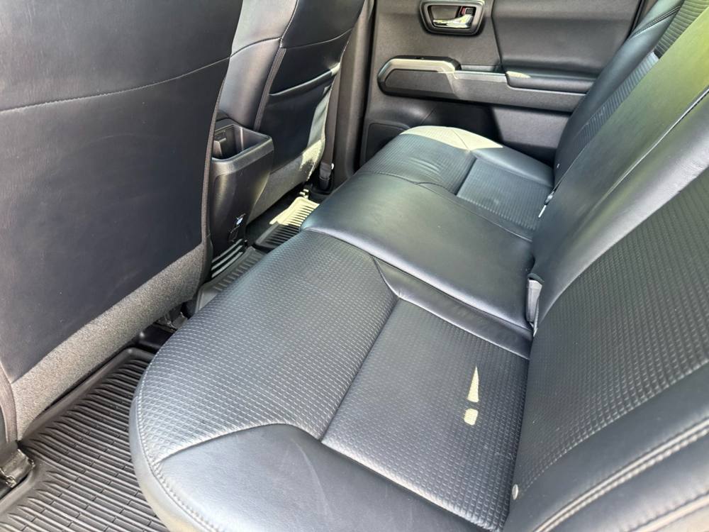 2020 Toyota Tacoma 4WD — photo 20 of 44