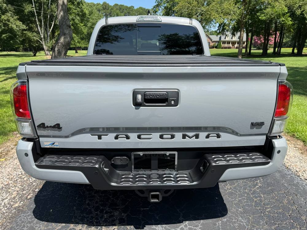 2020 Toyota Tacoma 4WD — photo 6 of 44