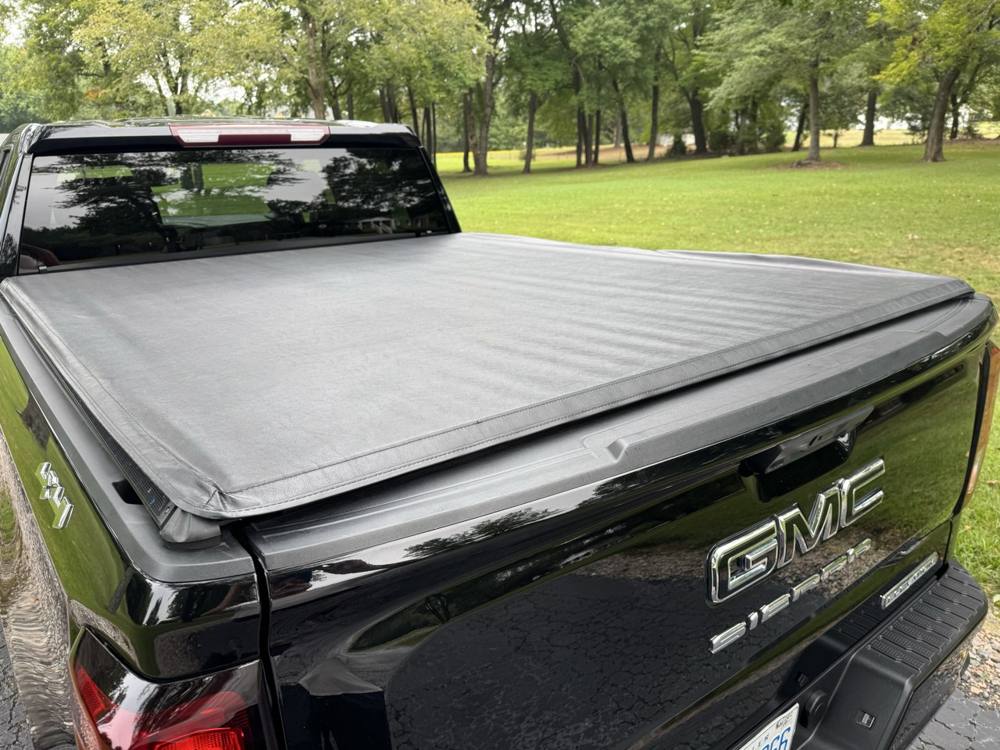 2024 GMC Sierra 1500 — photo 14 of 40