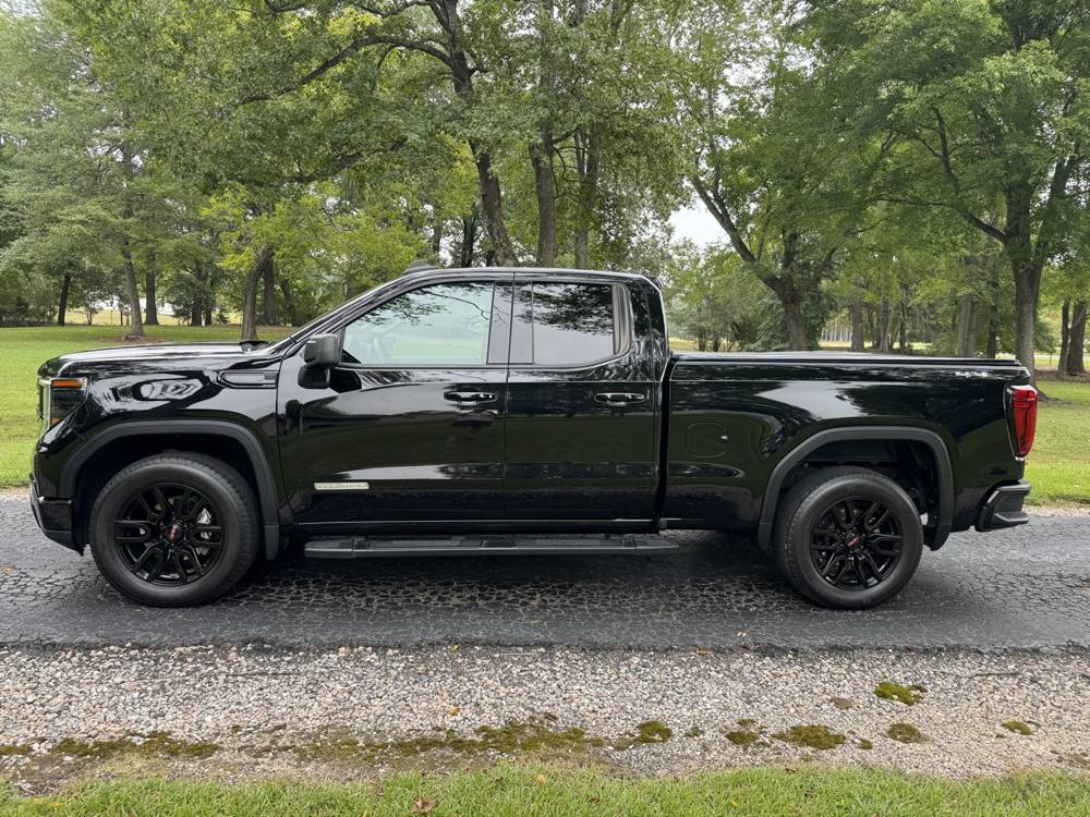 2024 GMC Sierra 1500 — photo 3 of 40