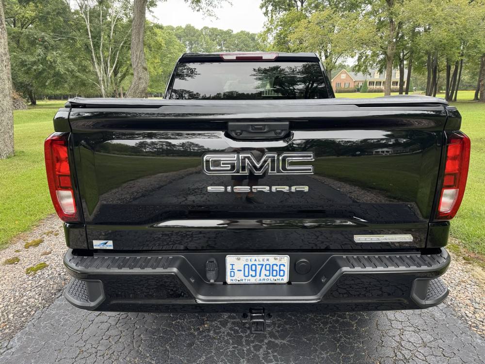 2024 GMC Sierra 1500 — photo 6 of 40