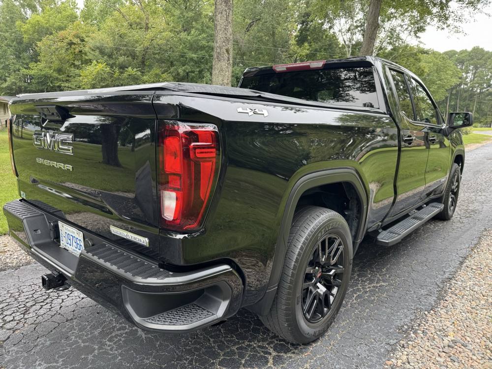 2024 GMC Sierra 1500 — photo 7 of 40