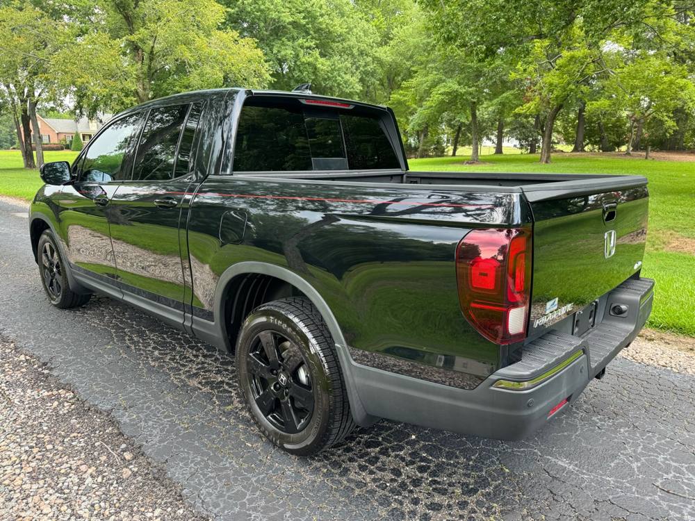 2020 Honda Ridgeline — photo 4 of 43