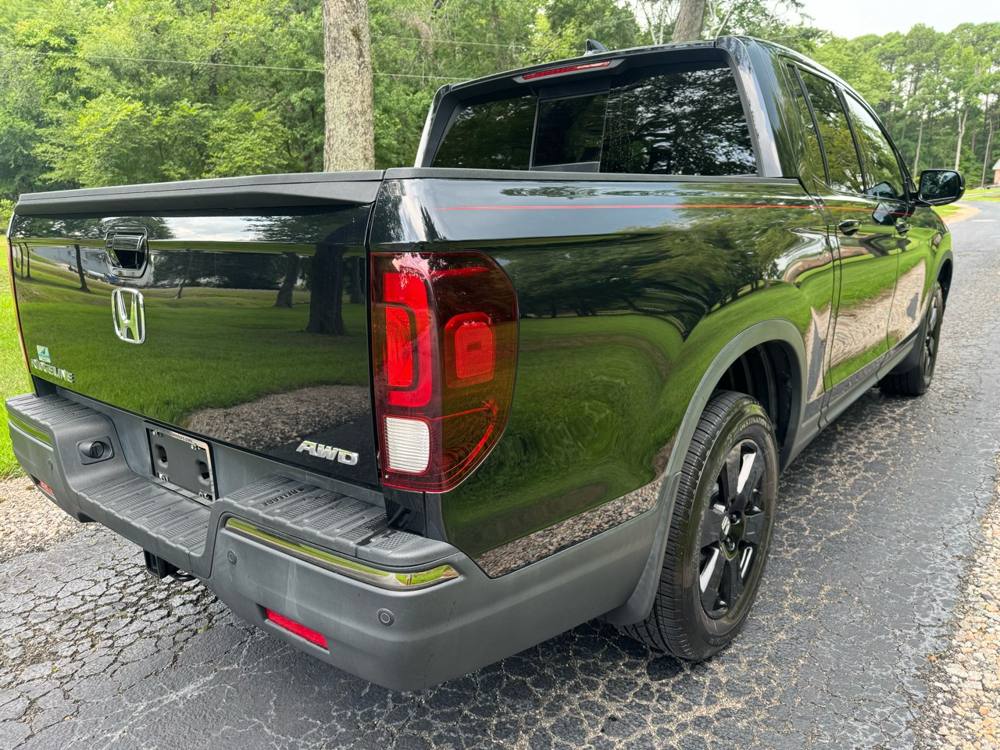 2020 Honda Ridgeline — photo 6 of 43