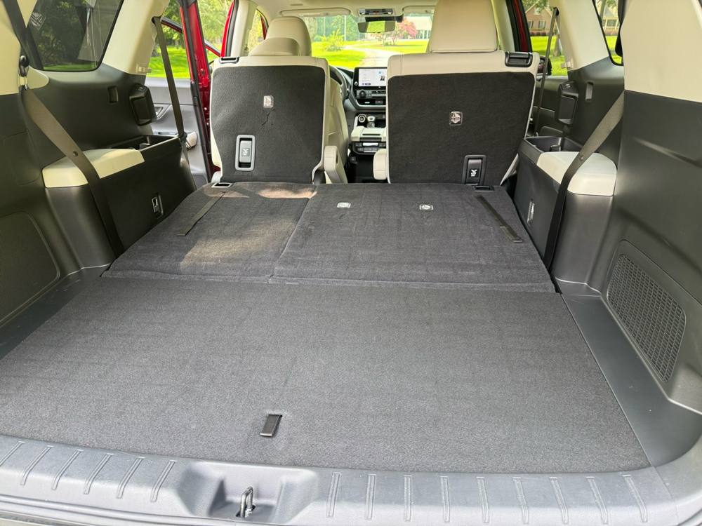 2024 Toyota Grand Highlander — photo 20 of 45
