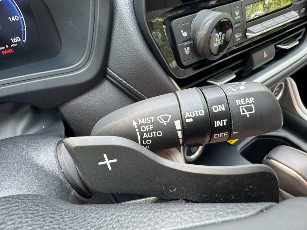 2024 Toyota Grand Highlander — photo 28 of 45