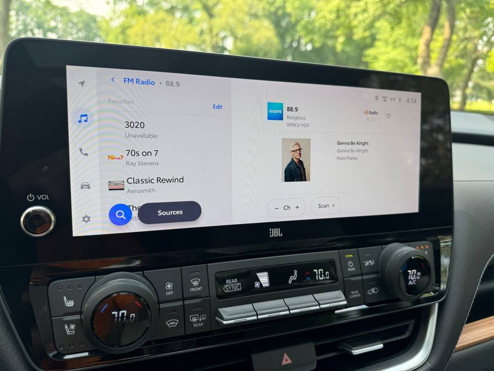2024 Toyota Grand Highlander — photo 35 of 45