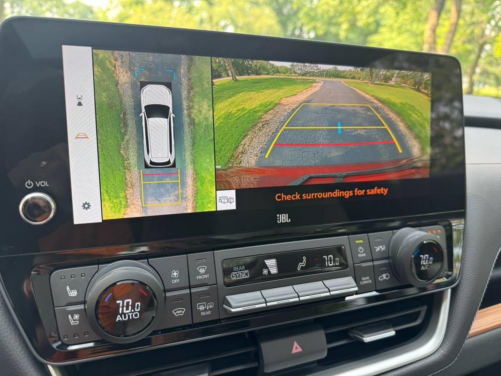 2024 Toyota Grand Highlander — photo 36 of 45
