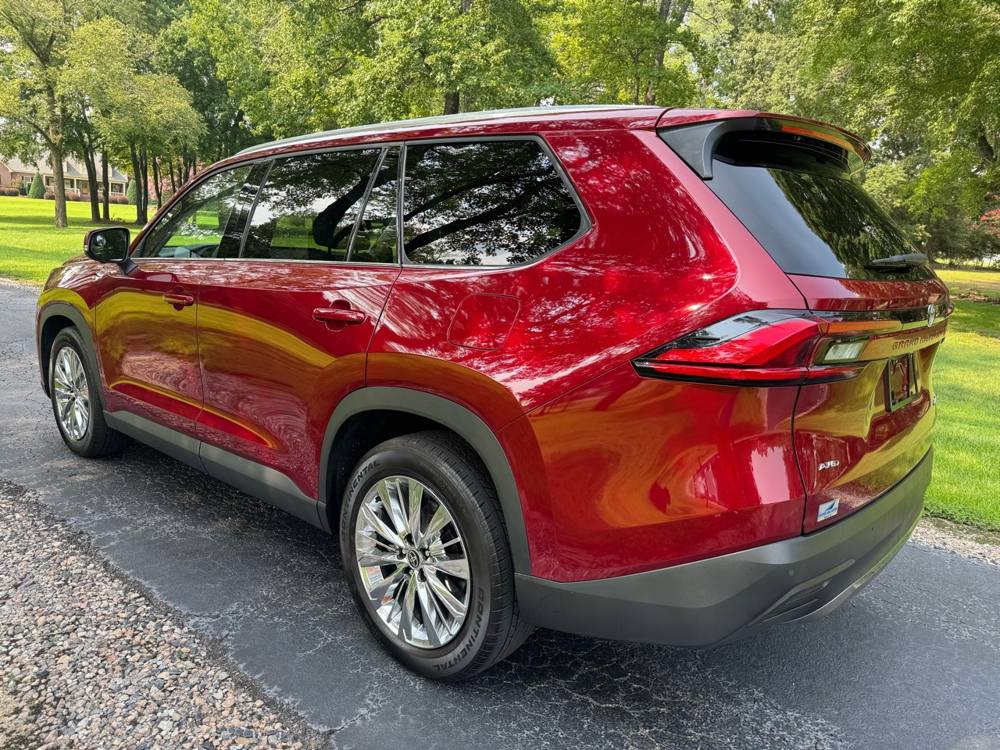 2024 Toyota Grand Highlander — photo 4 of 45