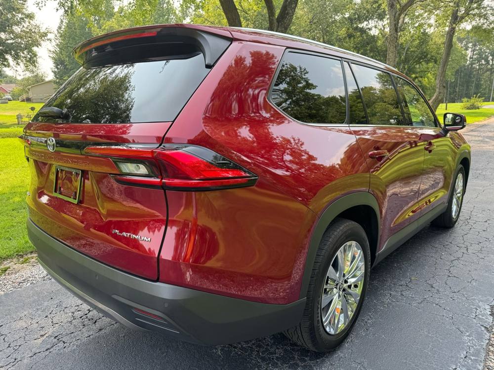 2024 Toyota Grand Highlander — photo 6 of 45