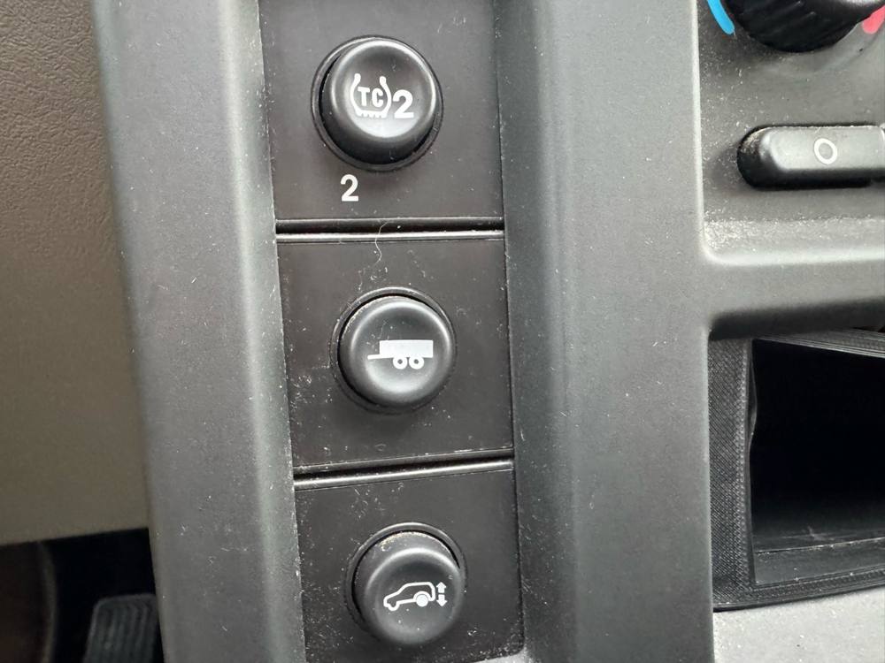 2006 HUMMER H2 — photo 37 of 44