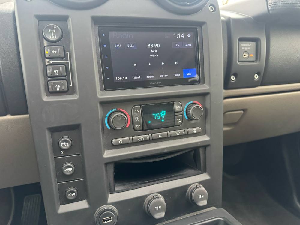 2006 HUMMER H2 — photo 38 of 44