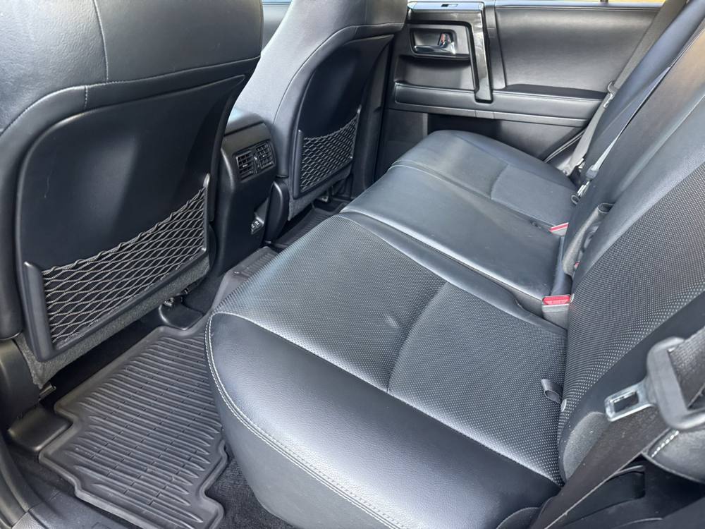 2021 Toyota 4Runner — photo 20 of 44