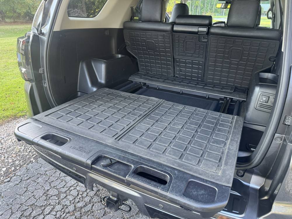 2021 Toyota 4Runner — photo 23 of 44