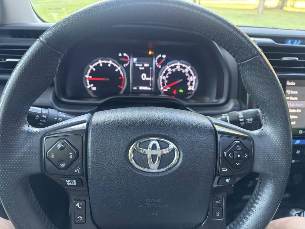 2021 Toyota 4Runner — photo 25 of 44