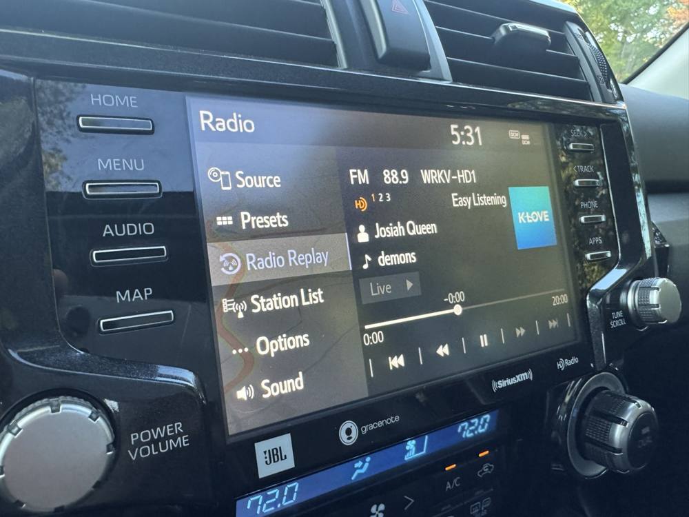 2021 Toyota 4Runner — photo 34 of 44