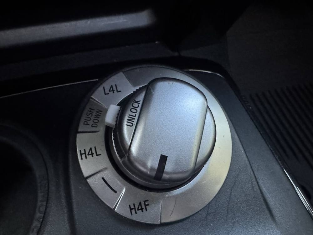 2021 Toyota 4Runner — photo 38 of 44