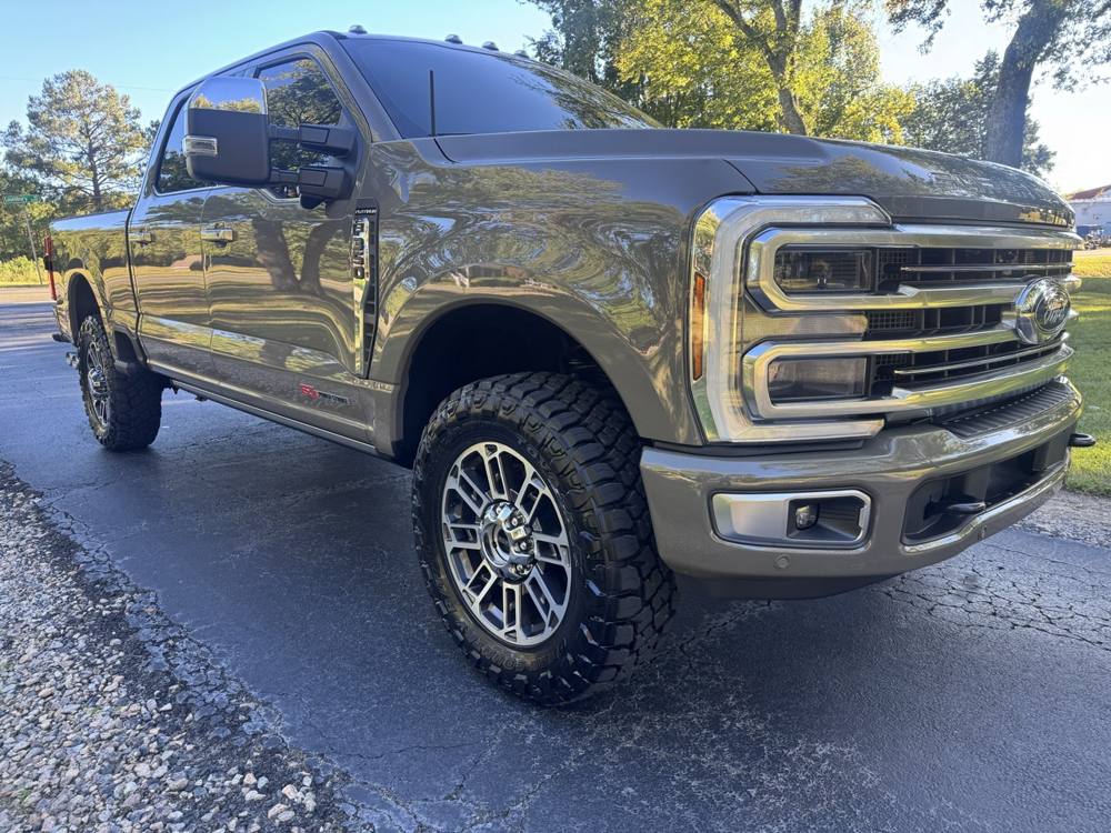 2026 Ford Super Duty F-350 SRW — photo 10 of 48