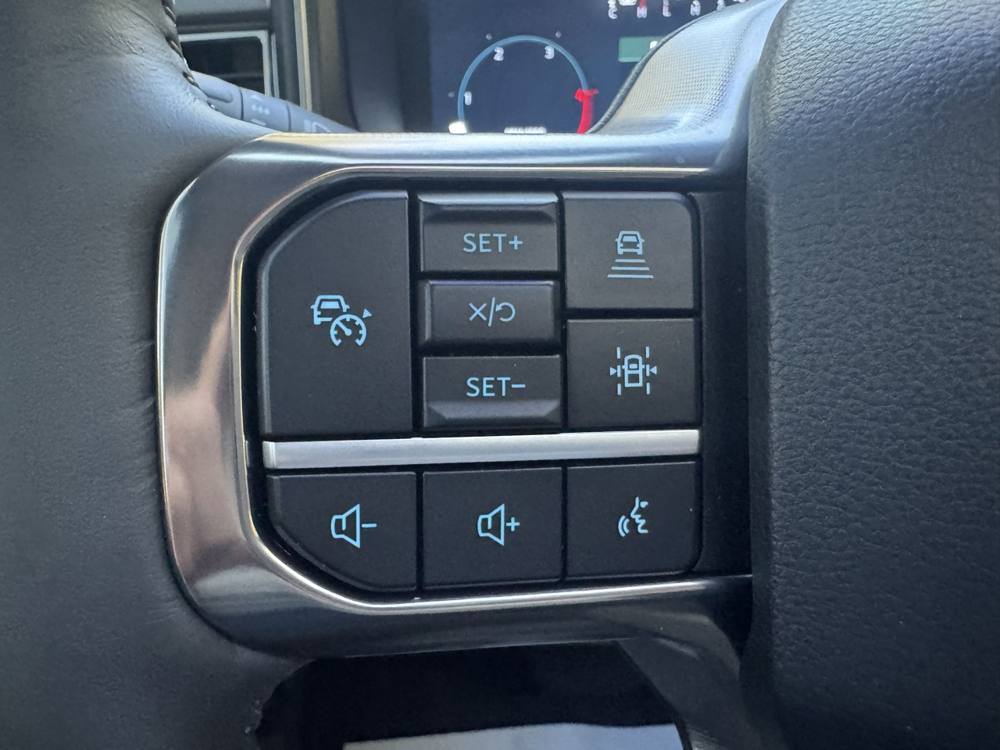 2026 Ford Super Duty F-350 SRW — photo 28 of 48