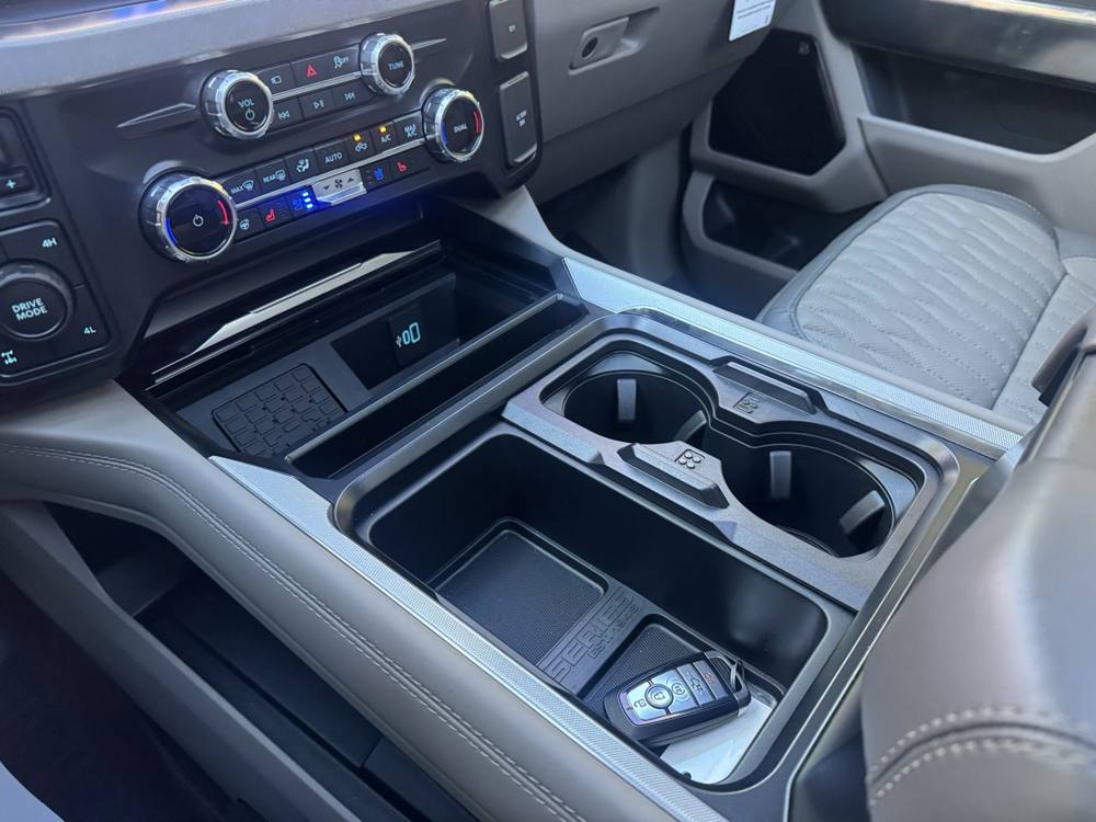 2026 Ford Super Duty F-350 SRW — photo 41 of 48