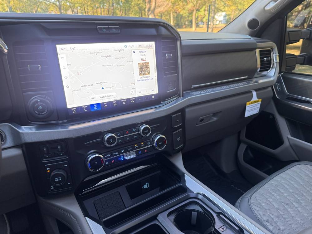 2026 Ford Super Duty F-350 SRW — photo 42 of 48