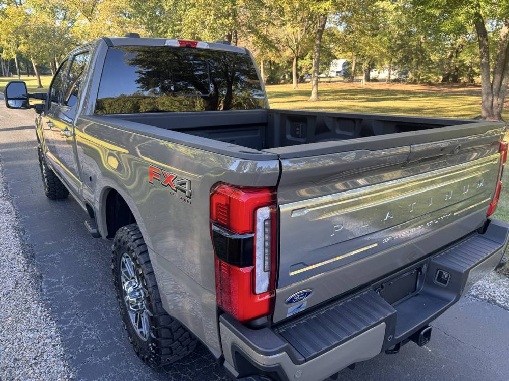 2026 Ford Super Duty F-350 SRW — photo 5 of 48