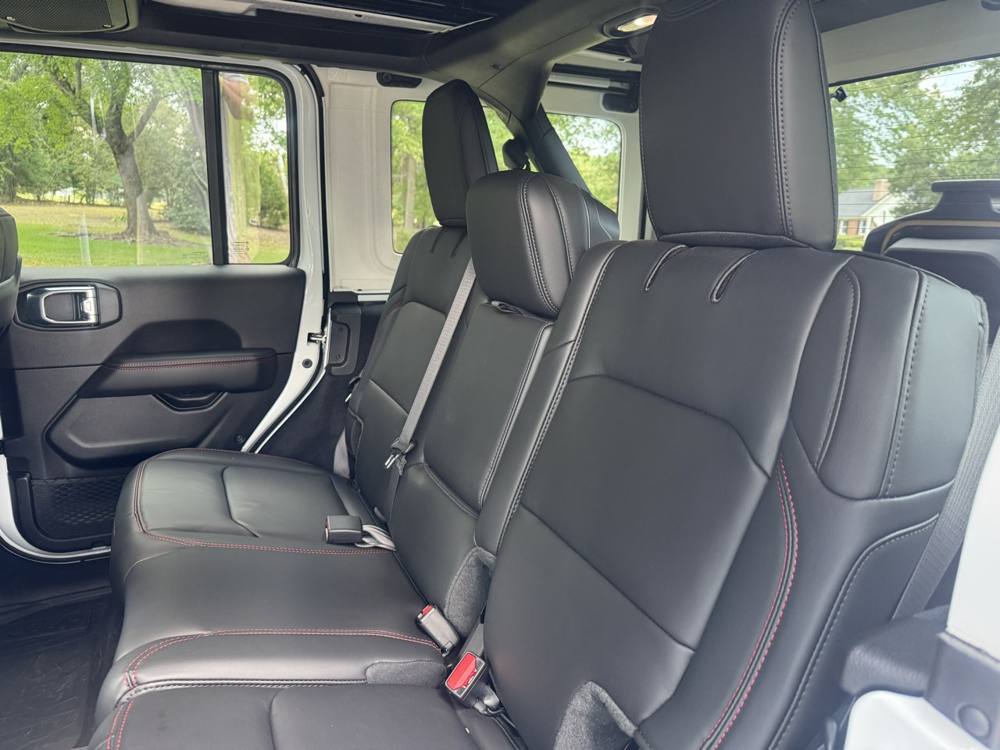 2026 Jeep Wrangler — photo 17 of 47