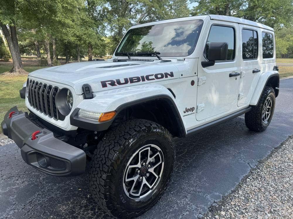 2026 Jeep Wrangler — photo 2 of 47