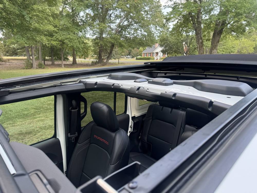2026 Jeep Wrangler — photo 24 of 47