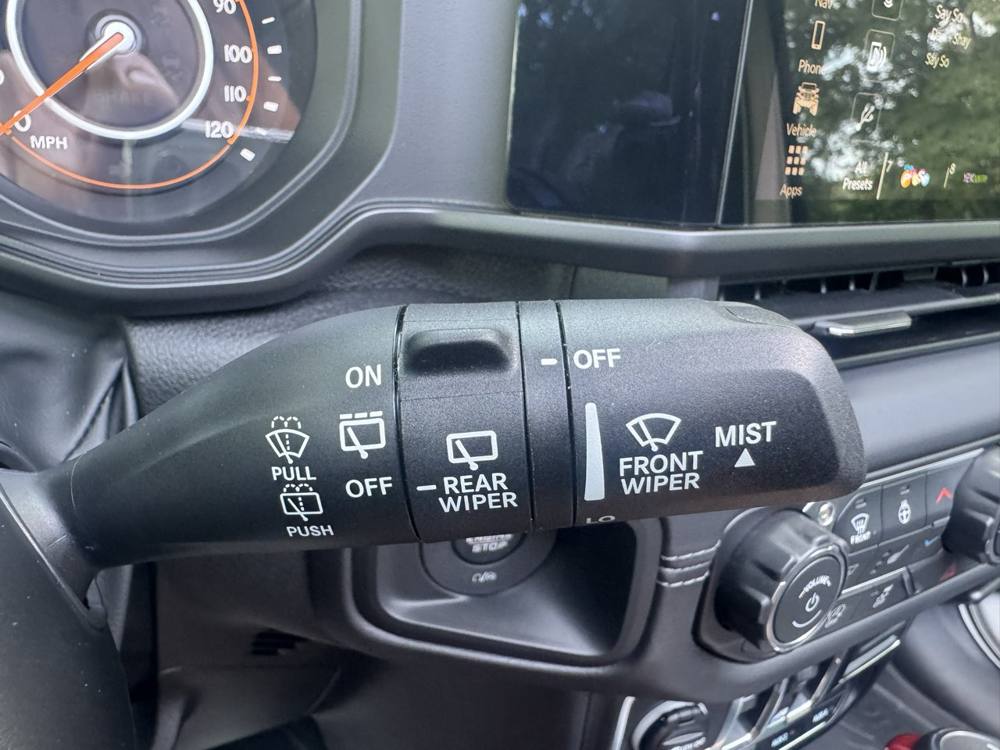 2026 Jeep Wrangler — photo 29 of 47