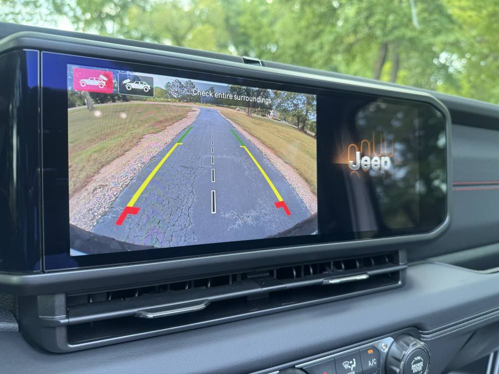 2026 Jeep Wrangler — photo 37 of 47