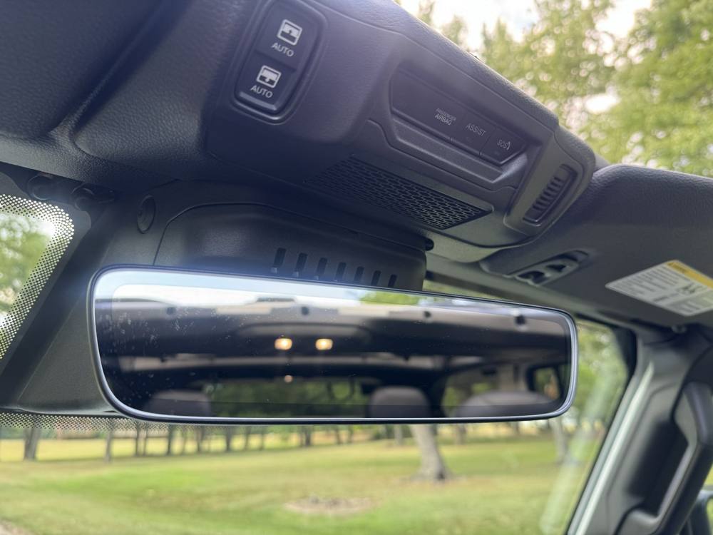 2026 Jeep Wrangler — photo 42 of 47