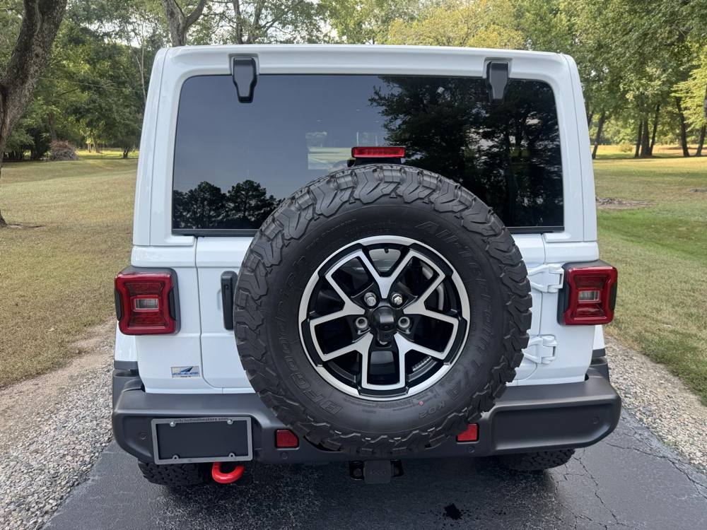 2026 Jeep Wrangler — photo 5 of 47