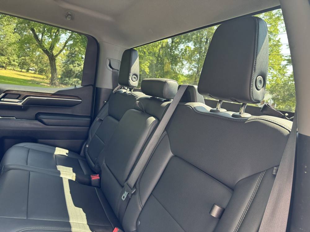 2022 GMC Sierra 1500 — photo 19 of 41