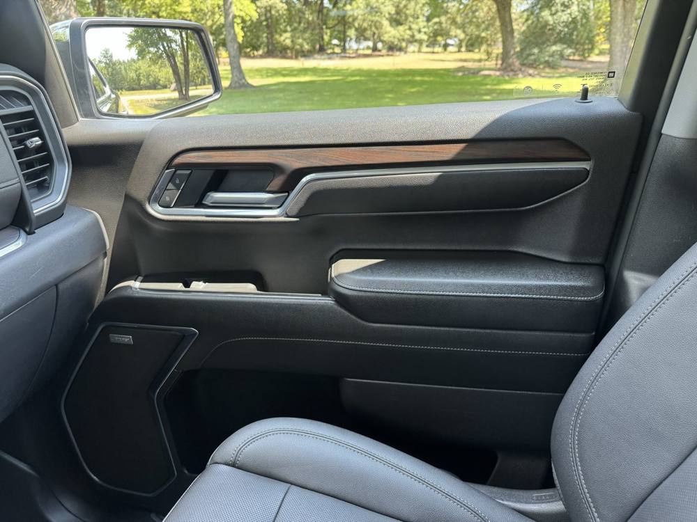 2022 GMC Sierra 1500 — photo 28 of 41
