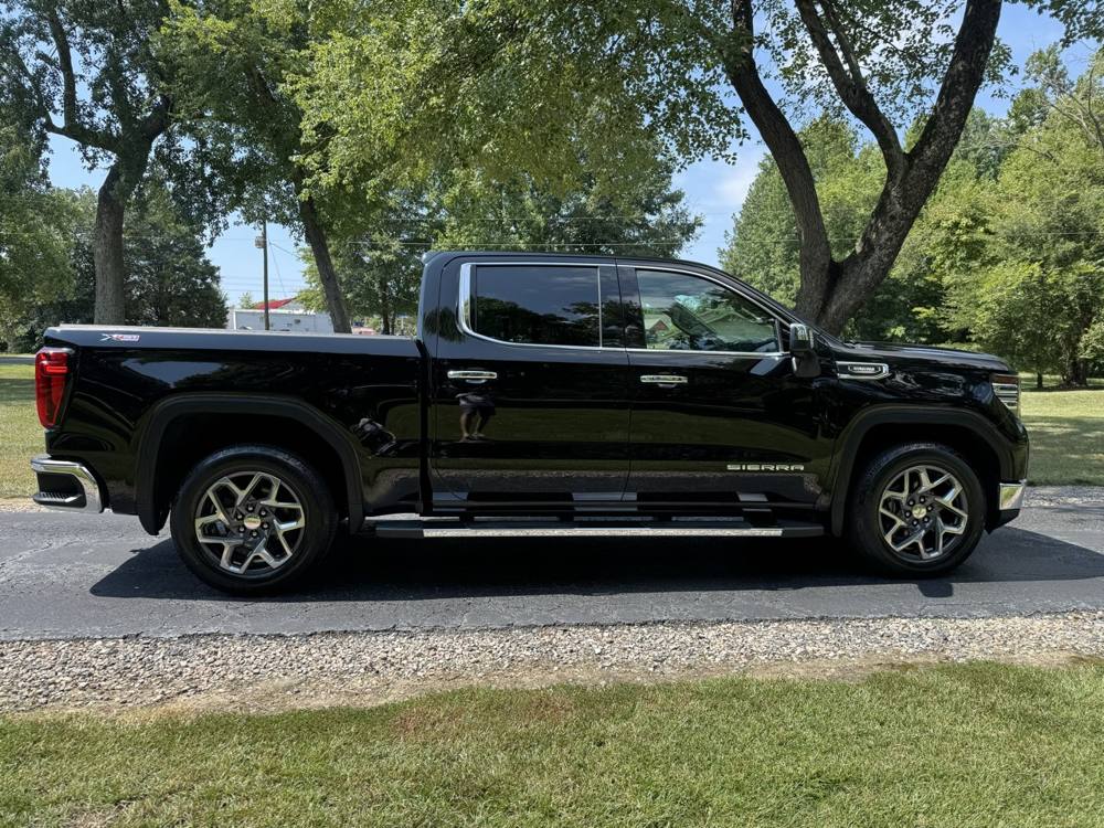 2022 GMC Sierra 1500 — photo 3 of 41