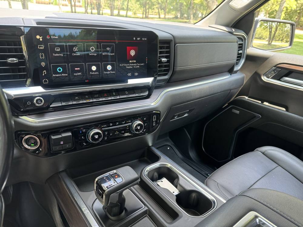 2022 GMC Sierra 1500 — photo 37 of 41