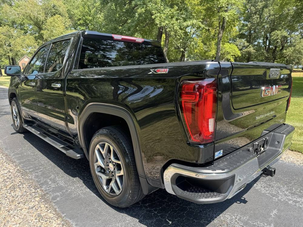 2022 GMC Sierra 1500 — photo 7 of 41