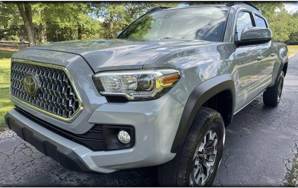 2019 Toyota Tacoma 4WD — photo 1 of 42