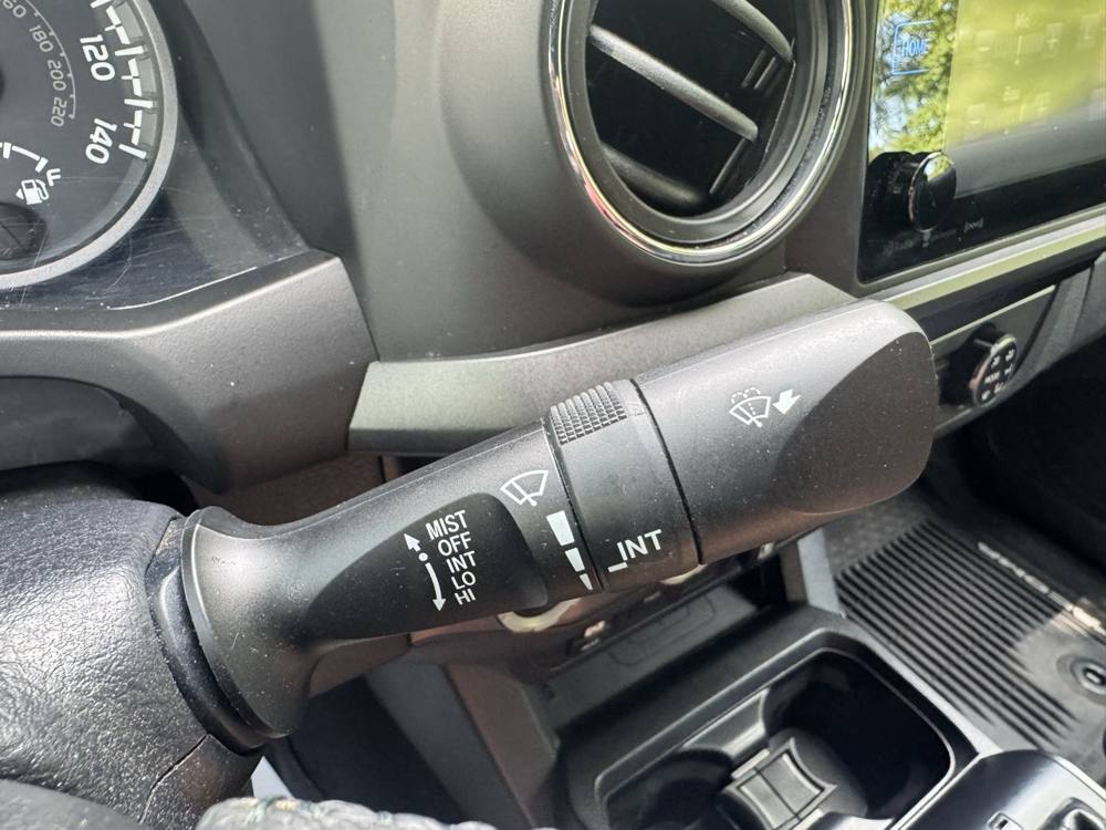 2019 Toyota Tacoma 4WD — photo 25 of 42