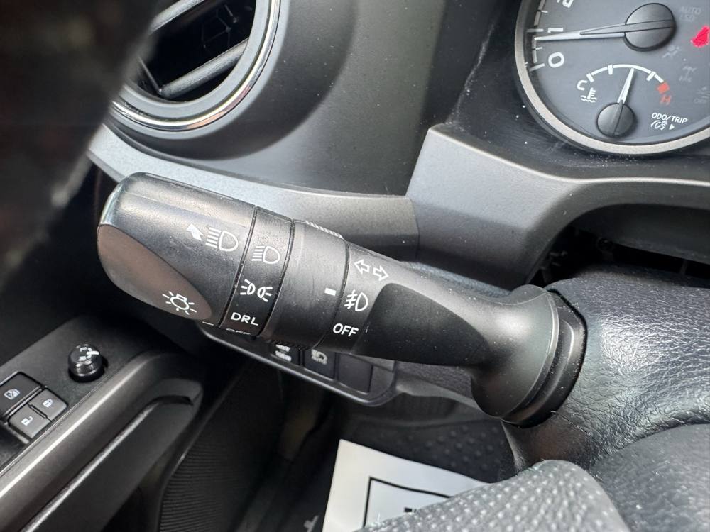 2019 Toyota Tacoma 4WD — photo 26 of 42