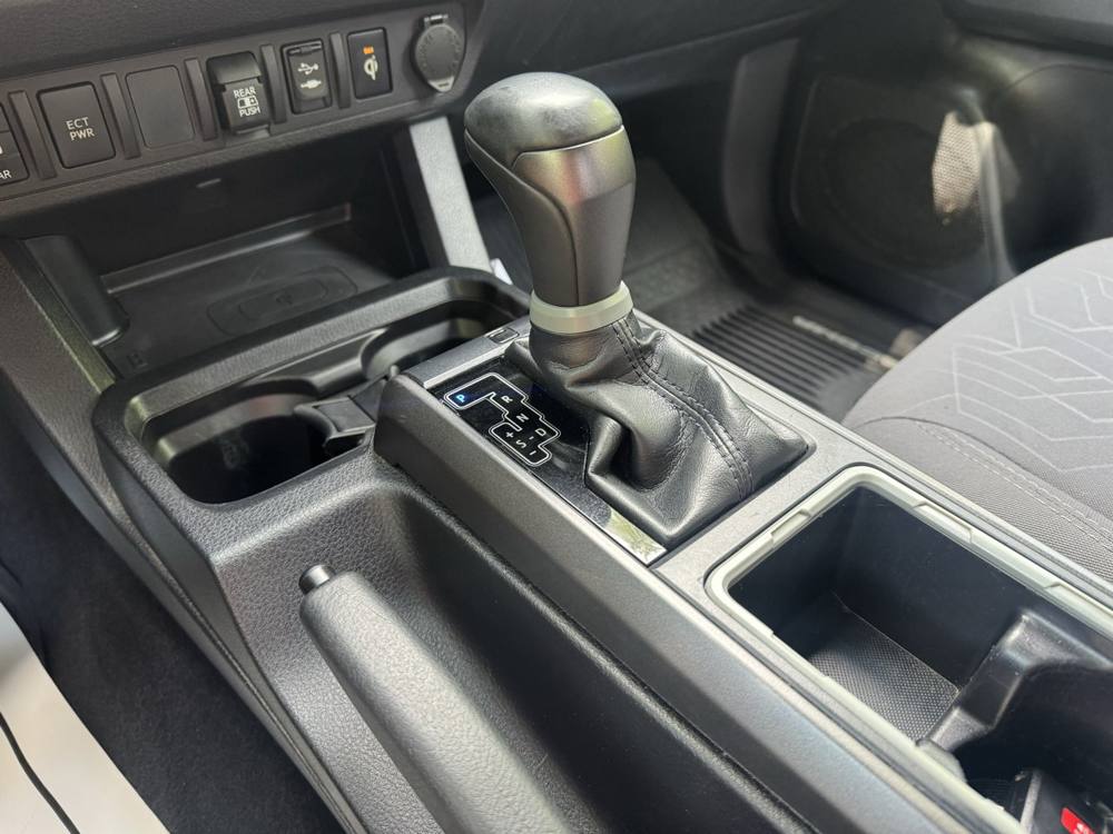 2019 Toyota Tacoma 4WD — photo 37 of 42